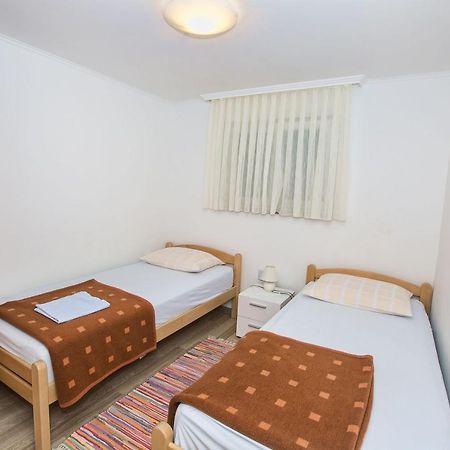 Apartmani Marijana Cesarica Extérieur photo
