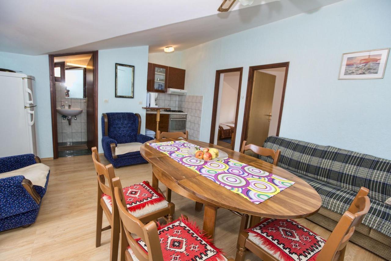 Apartmani Marijana Cesarica Extérieur photo