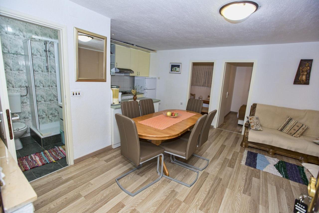 Apartmani Marijana Cesarica Extérieur photo