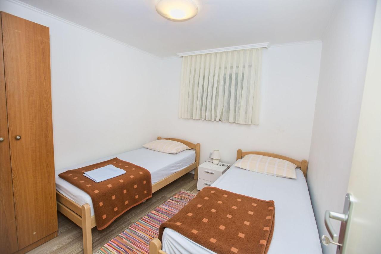 Apartmani Marijana Cesarica Extérieur photo