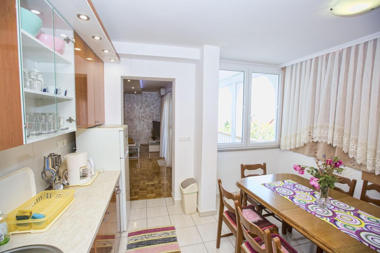 Apartmani Marijana Cesarica Extérieur photo