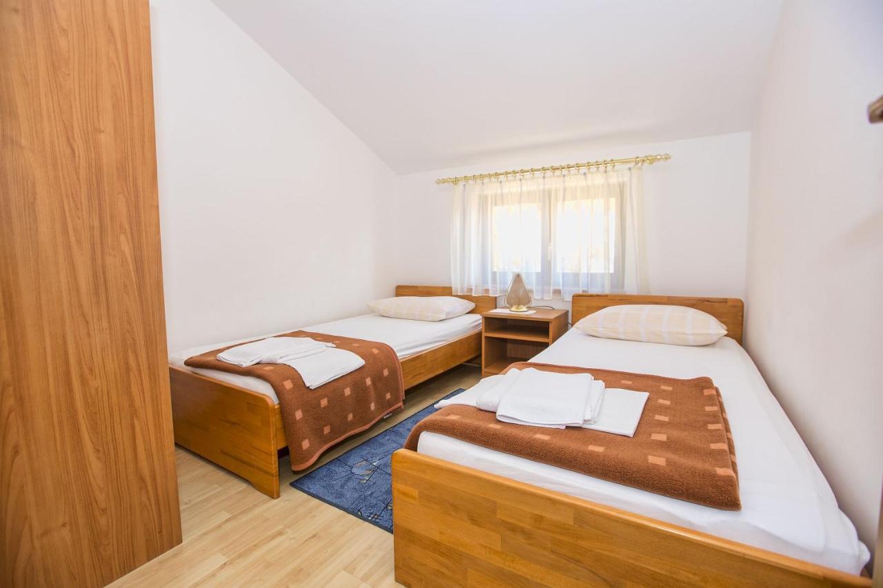 Apartmani Marijana Cesarica Extérieur photo
