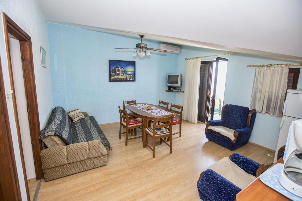 Apartmani Marijana Cesarica Extérieur photo